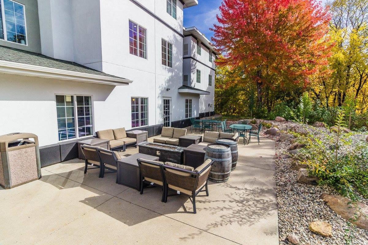 River Hills Hotel- Mankato Luaran gambar