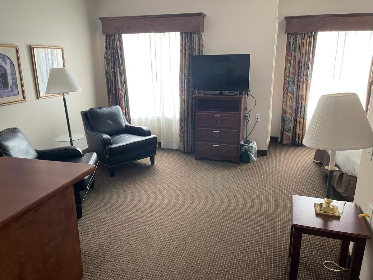 River Hills Hotel- Mankato Luaran gambar