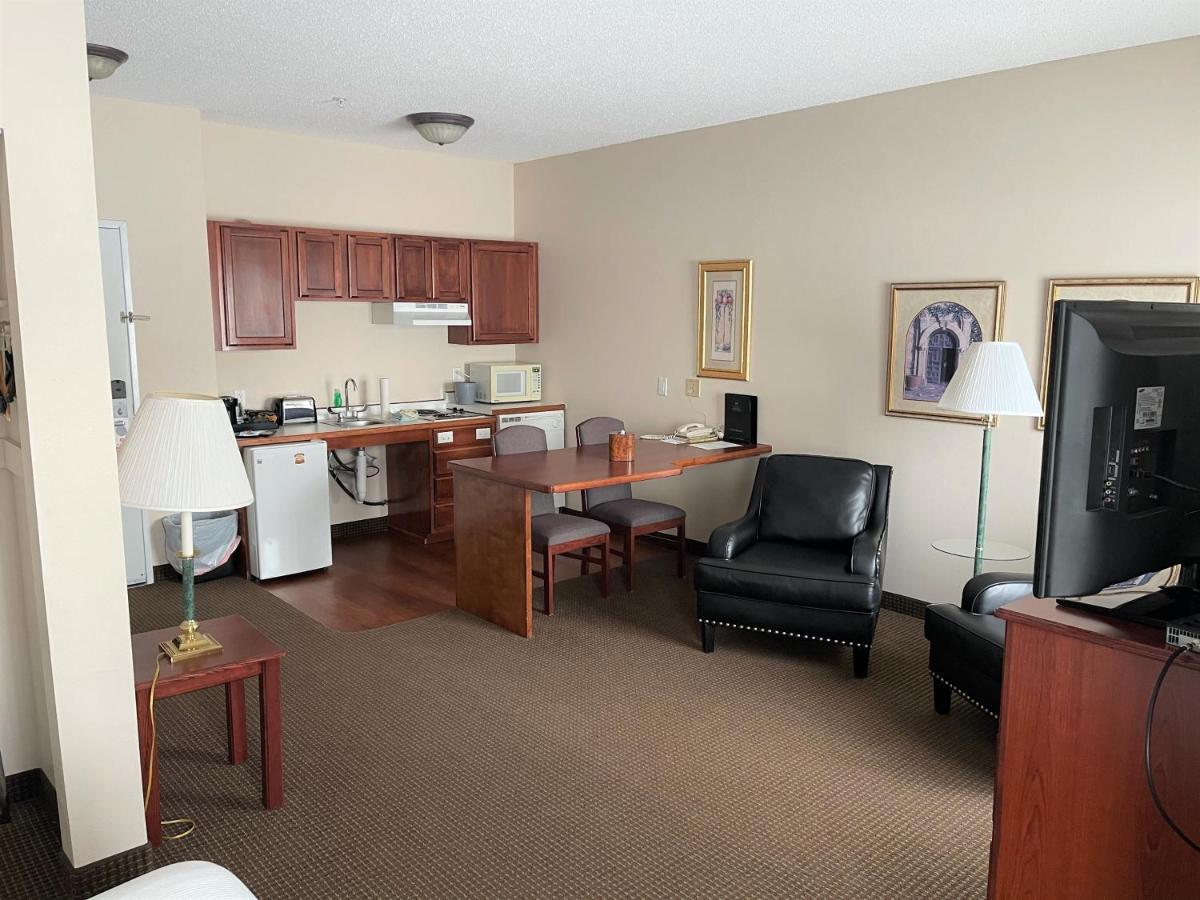 River Hills Hotel- Mankato Luaran gambar