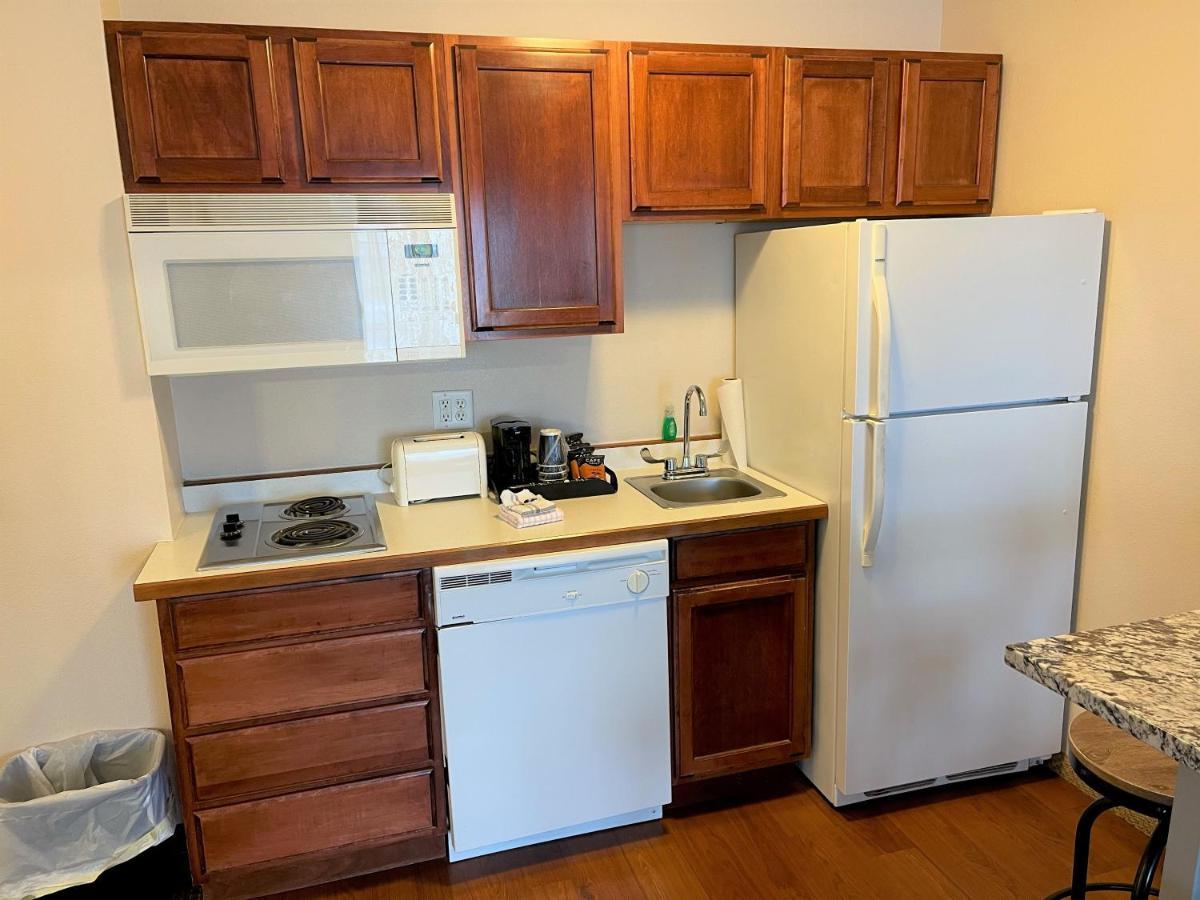 River Hills Hotel- Mankato Luaran gambar