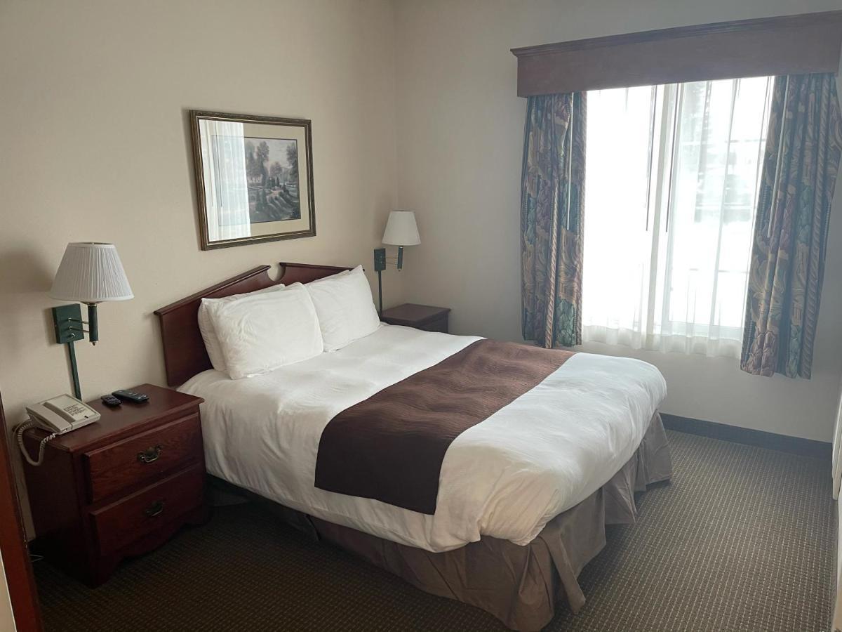 River Hills Hotel- Mankato Luaran gambar