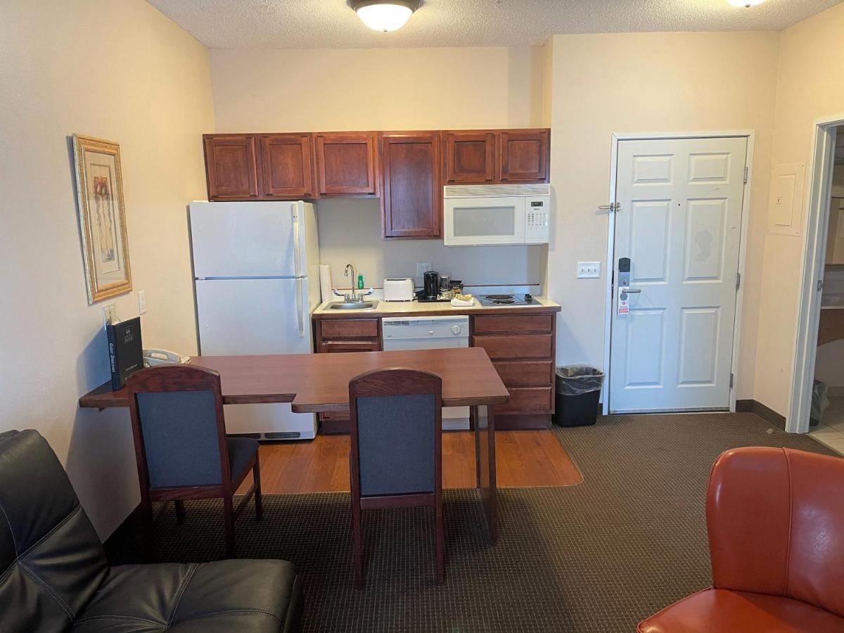 River Hills Hotel- Mankato Luaran gambar