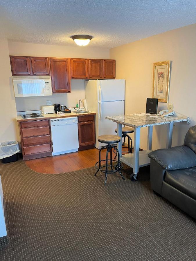 River Hills Hotel- Mankato Luaran gambar